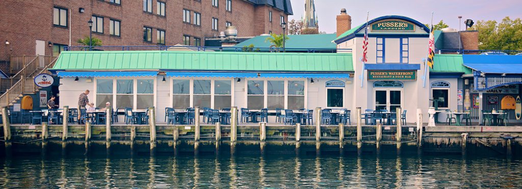 Carefree Boat Club Dock 'n' Dine - One of the best things about boating is... eating!  