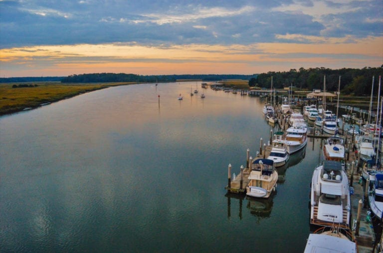 savannah-at-isle-of-hope-carefree-boat-club