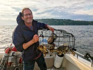 Carefree Boat Club Carefree Seattle Member crabbing  