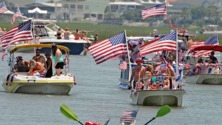 5 Ways To Have A Blast On The Fourth Of July Carefree Boat Club 