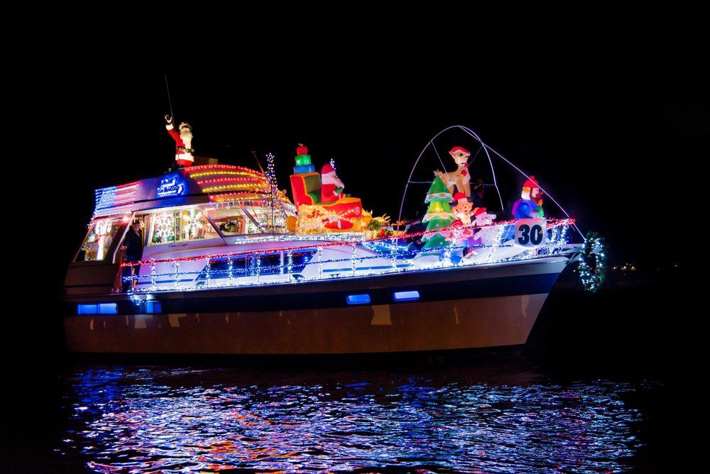 Carefree Boat Club Holiday Boat Parades 2021 