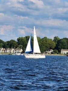 Carefree Boat Club Sailing Lessons  