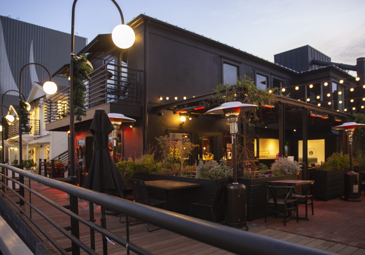 Carefree Boat Club Check Out These Best Bars in Newport Beach, CA  