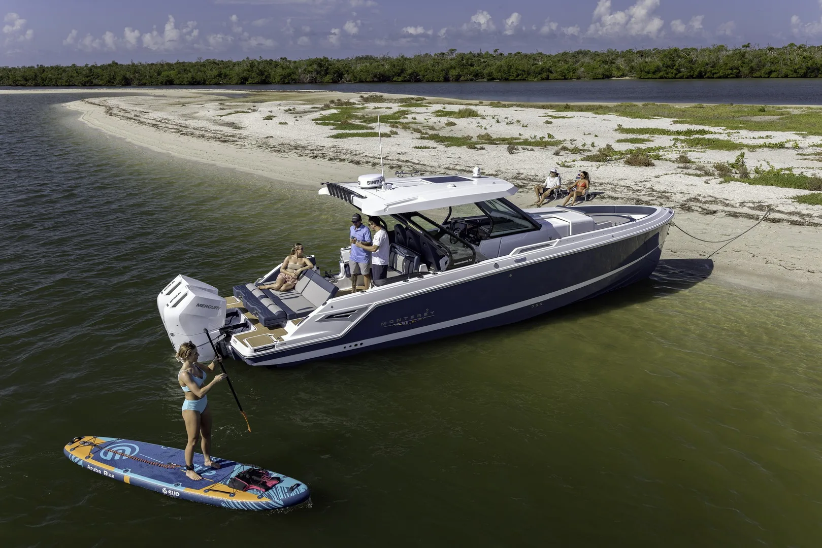 https://carefreeboats.com/wp-content/uploads/2025/06/34-Elite-Montery-2027-Model-Year-Water.webp