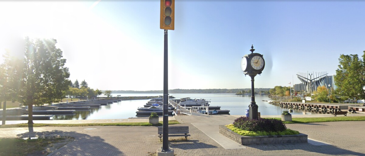 Carefree Boat Club Lake Simcoe, ON, Canada  
