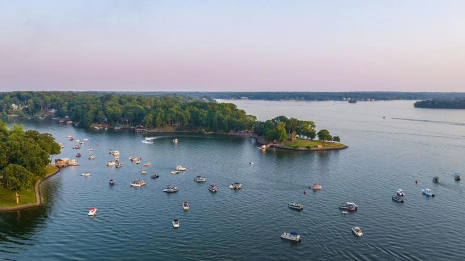 https://carefreeboats.com/wp-content/uploads/2025/06/lake-wylie-arial-1920x1080-1.webp