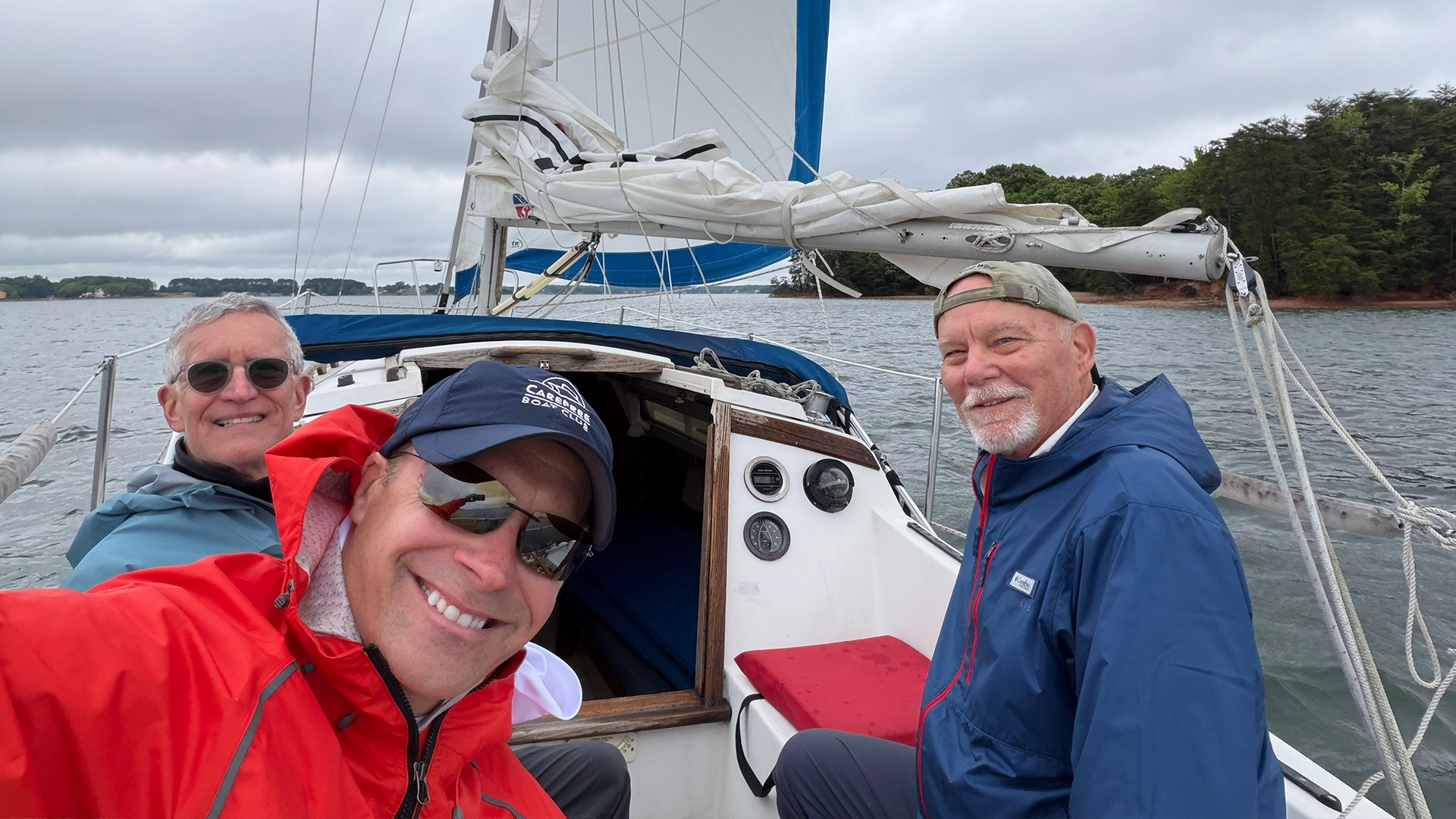 https://carefreeboats.com/wp-content/uploads/2025/06/norman-dan-sailingc-1920x1080-1.webp