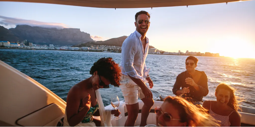 Red Bank boating for professionals enjoying sunset cruise on the Navesink River